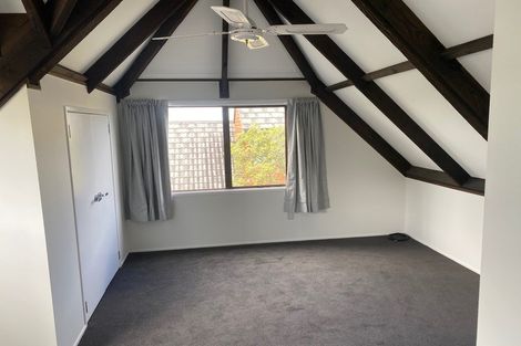 Photo of property in 115 Botany Road, Botany Downs, Auckland, 2010