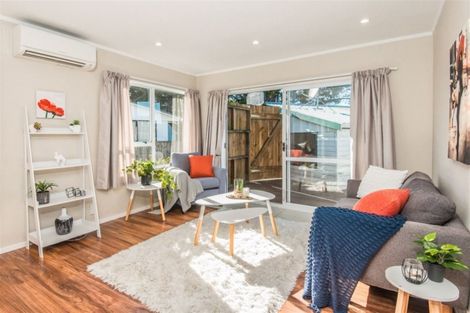 Photo of property in 17 Maracas Crescent, Grenada Village, Wellington, 6037