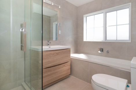 Photo of property in 31 Takurua Terrace, Orewa, 0931