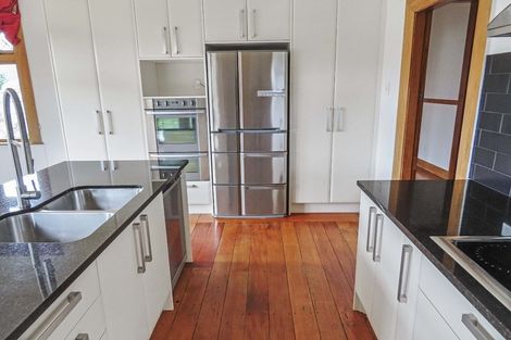 Photo of property in 30 Granville Street, Silverstream, Upper Hutt, 5019