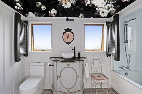 Photo of property in 2/205 Knight Street, Hastings, 4122