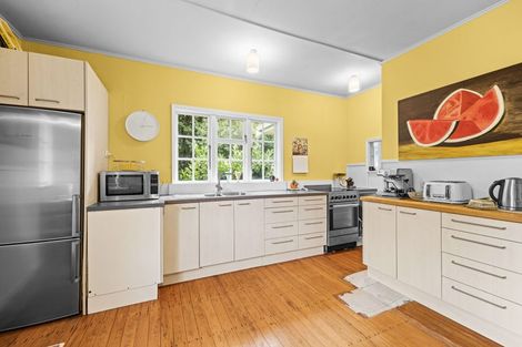 Photo of property in 1 Barclays Road, Little River, 7591