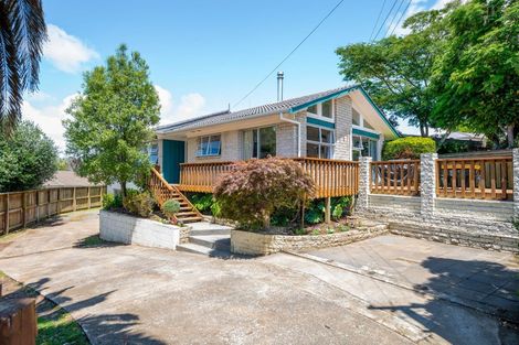 Photo of property in 6 Te Anau Place, Glenview, Hamilton, 3206