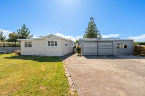 Photo of property in 155 School Road, Clive, 4102