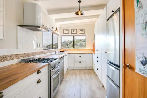 Photo of property in 27 Goldsmith Road, Hospital Hill, Napier, 4110