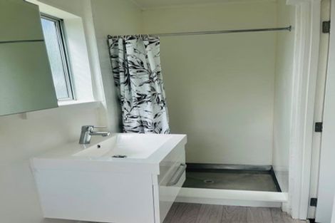 Photo of property in 3/32 Kapuka Road, Mangere Bridge, Auckland, 2022