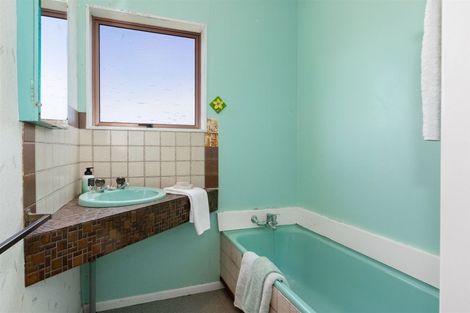 Photo of property in 33 Forth Place, Papakowhai, Porirua, 5024