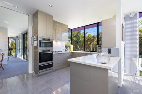 Photo of property in 52 Penrose Street, Woburn, Lower Hutt, 5010