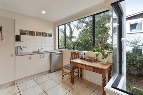 Photo of property in 1/15 Roys Road, Weymouth, Auckland, 2103