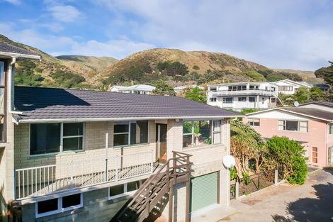 Photo of property in 6/29 Beach Road, Paekakariki, 5034