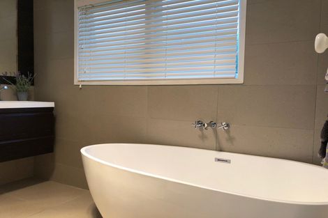 Photo of property in 12 Iles Road, Lynmore, Rotorua, 3010