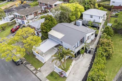 Photo of property in 3 Keldale Place, Forrest Hill, Auckland, 0620