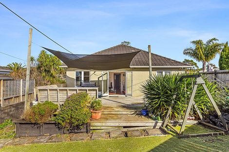 Photo of property in 6 Glengarry Road, Glen Eden, Auckland, 0602