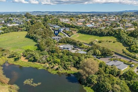 Photo of property in 11 Southill Way, Pyes Pa, Tauranga, 3112