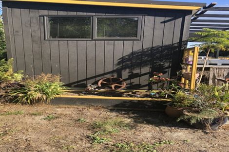 Photo of property in 8 Parawera Drive, Acacia Bay, Taupo, 3330