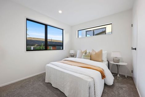 Photo of property in 13b Meadway, Sunnyhills, Auckland, 2010