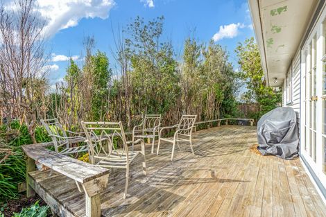 Photo of property in 14 Marsden Place, Awapuni, Palmerston North, 4412