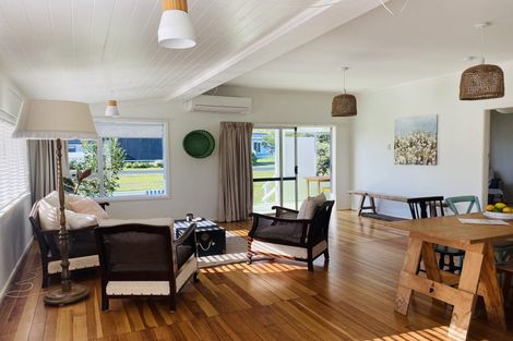 Photo of property in 184 Maunsell Road, Port Waikato, Tuakau, 2695