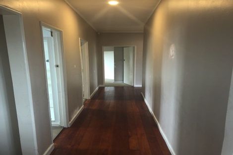Photo of property in 17 Viola Avenue, Mangere East, Auckland, 2024
