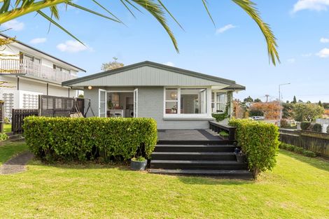 Photo of property in 509 Otumoetai Road, Otumoetai, Tauranga, 3110