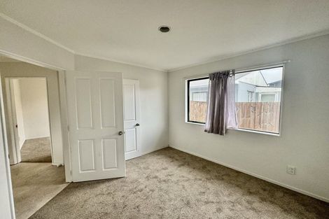 Photo of property in 47 Flat Bush Road, Clover Park, Auckland, 2023