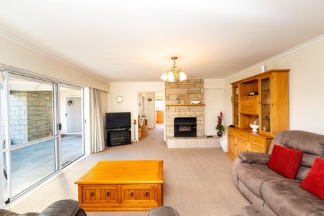 Photo of property in 5 Carl Avenue, Havelock North, 4130