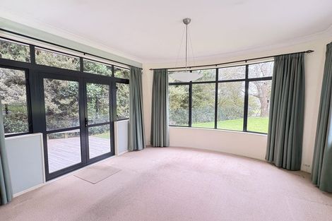 Photo of property in 30 Royal View Road, Te Atatu South, Auckland, 0610