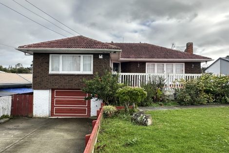 Photo of property in 31 Fruitvale Road, New Lynn, Auckland, 0600