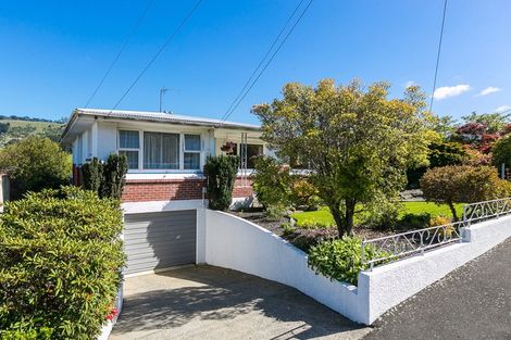 Photo of property in 35 Hocken Street, Kenmure, Dunedin, 9011