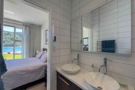 Photo of property in 207a Beach Road, Whangamata, 3620