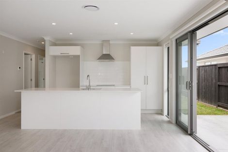 Photo of property in 43 Kaiora Drive, Papamoa Beach, Papamoa, 3118