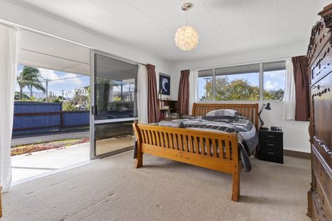 Photo of property in 34 Centreway Road, Orewa, 0931