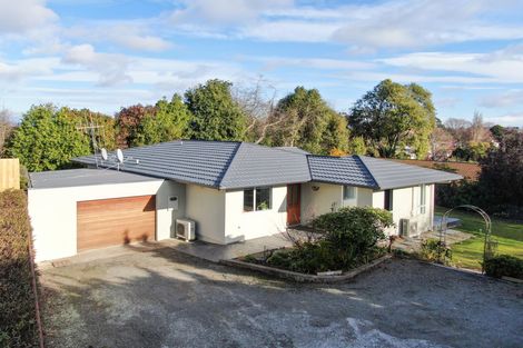 Photo of property in 104 Perth Street, Holmes Hill, Oamaru, 9401
