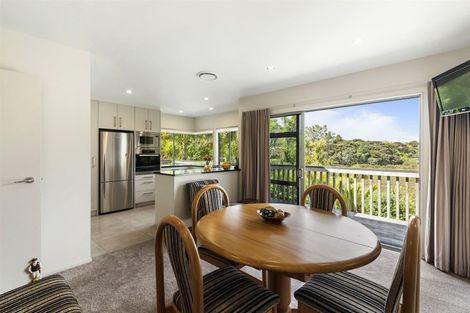 Photo of property in 23a Lake Road, Northcote, Auckland, 0627