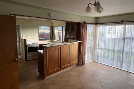 Photo of property in 10 Dives Avenue, Hawera, 4610