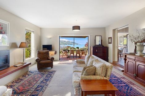 Photo of property in 11 Merlincote Crescent, Governors Bay, Lyttelton, 8971