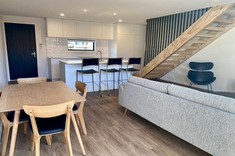 Photo of property in 2/45 Division Street, Riccarton, Christchurch, 8041