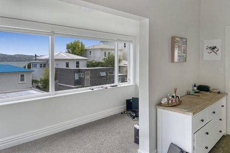 Photo of property in 2 Telford Terrace, Oriental Bay, Wellington, 6011