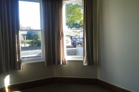 Photo of property in 12 Alfred Street, Roslyn, Palmerston North, 4414