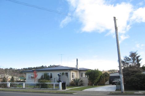 Photo of property in 58 Church Road, Taradale, Napier, 4112
