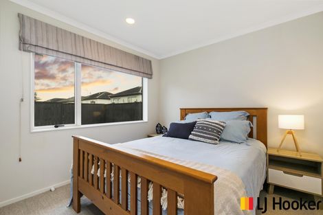 Photo of property in 12 Springcrest Drive, Karaka, Papakura, 2113