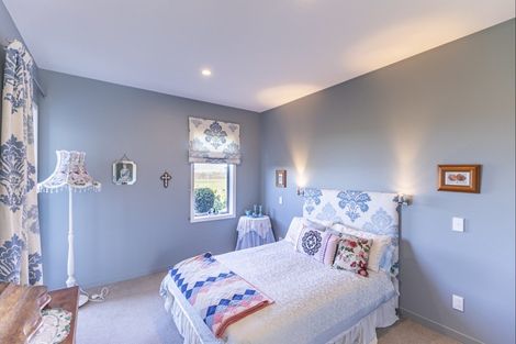 Photo of property in 2/30 Lindsay Road, Waipukurau, 4283