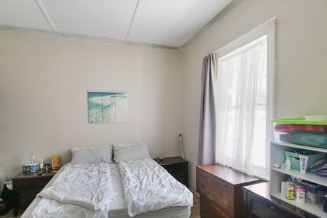 Photo of property in 86 Avenue Road, Foxton, 4814