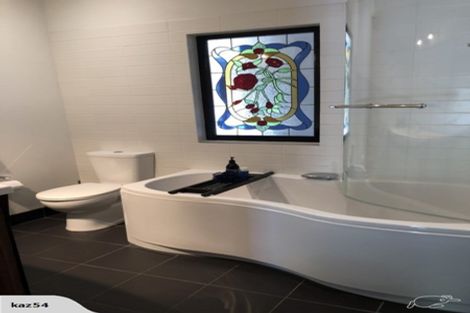 Photo of property in 17 Young Street, Claudelands, Hamilton, 3214