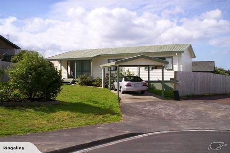 Photo of property in 30 Loughanure Place, Massey, Auckland, 0614