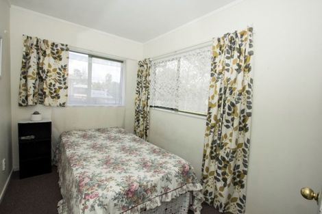 Photo of property in 3 Benton Place, Manurewa, Auckland, 2102