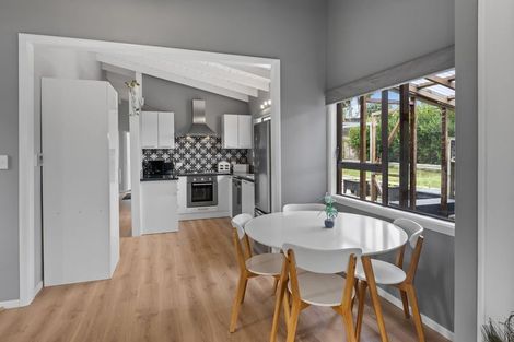 Photo of property in 48 Campbell Avenue, Paraparaumu, 5032