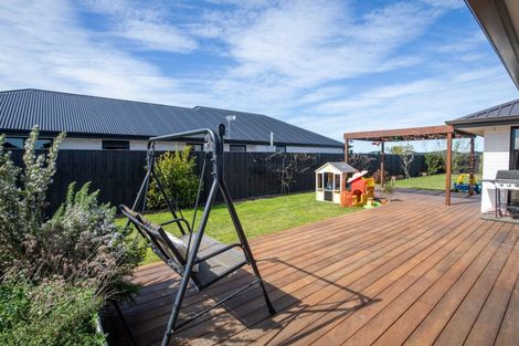 Photo of property in 43 Chris Drive, Rolleston, 7614