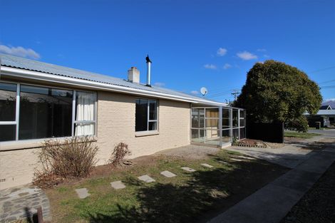 Photo of property in 8 Campbell Street, Alexandra, 9320