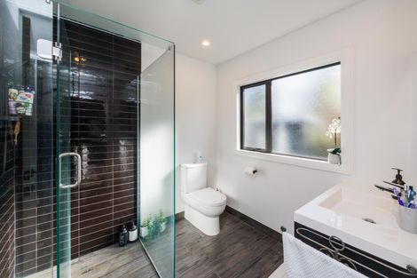 Photo of property in 21b Stewart Crescent, Hokowhitu, Palmerston North, 4410